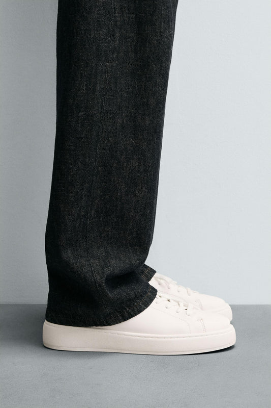 Bootique® - lace-up sneakers White