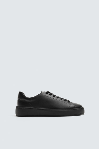Bootique® - Lace Sneakers Black