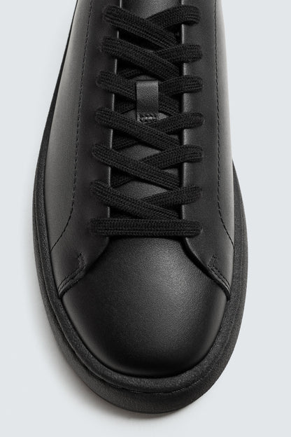 Bootique® - Lace Sneakers Black